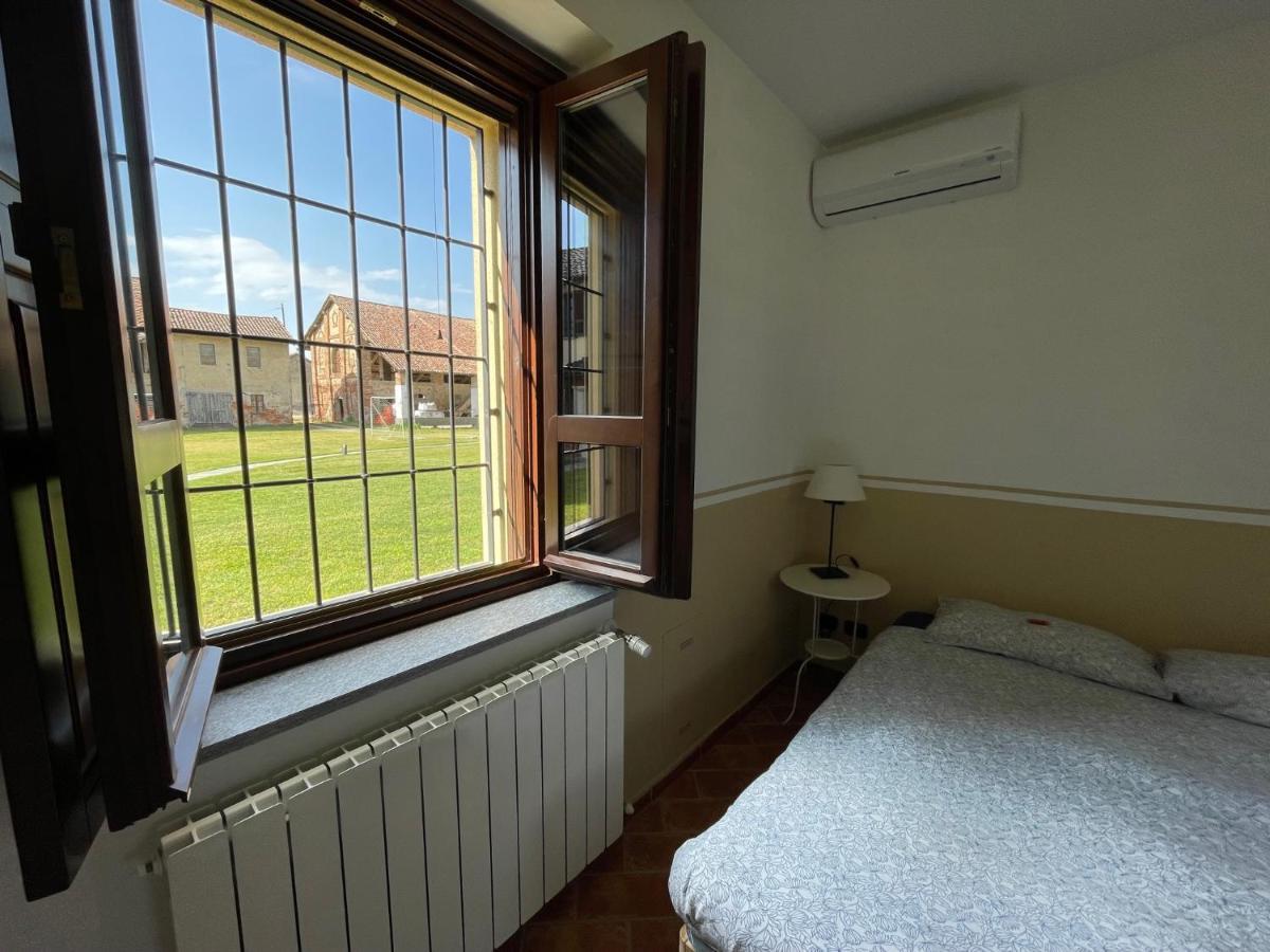 Agriturismo Cascina Mora Pavia Buitenkant foto