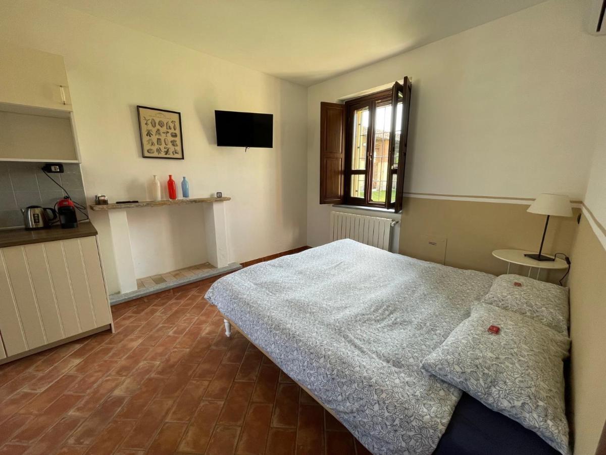 Agriturismo Cascina Mora Pavia Buitenkant foto