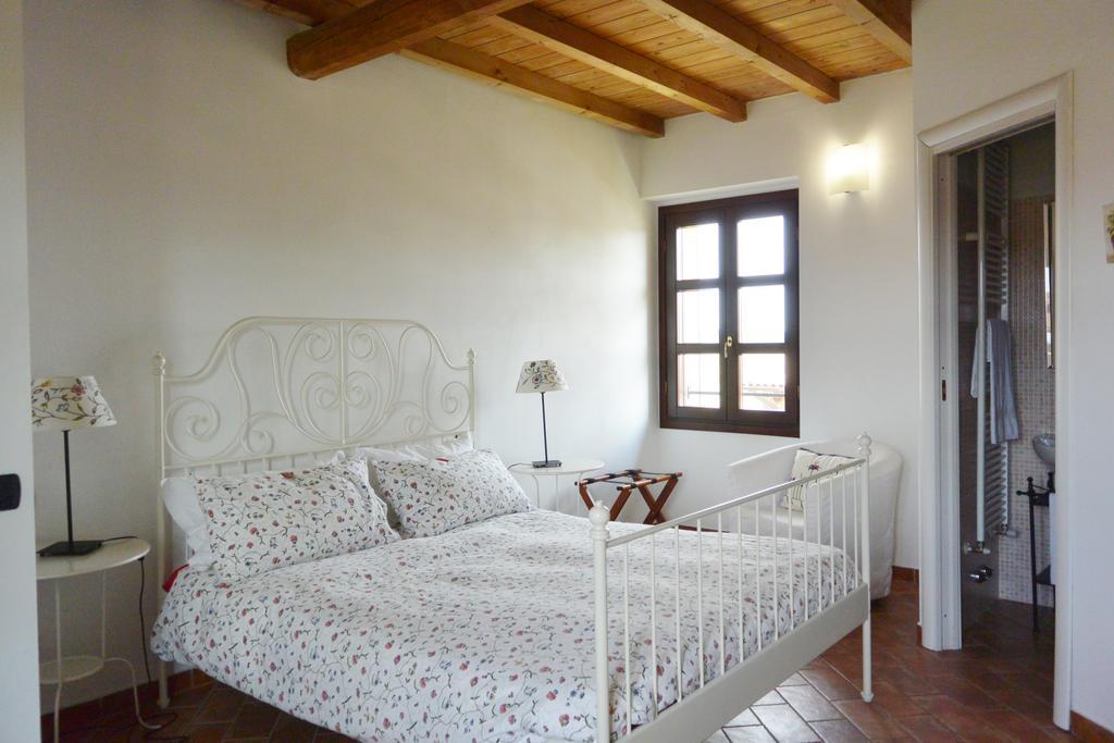 Agriturismo Cascina Mora Pavia Buitenkant foto