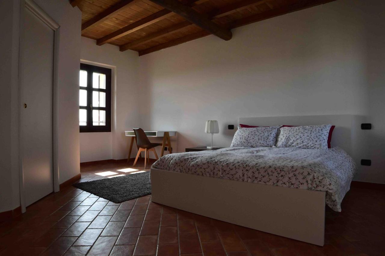 Agriturismo Cascina Mora Pavia Buitenkant foto